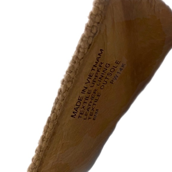 Pre-owned Michael Kors Tan Wedges with Gold Hardware - Picture 4 of 4